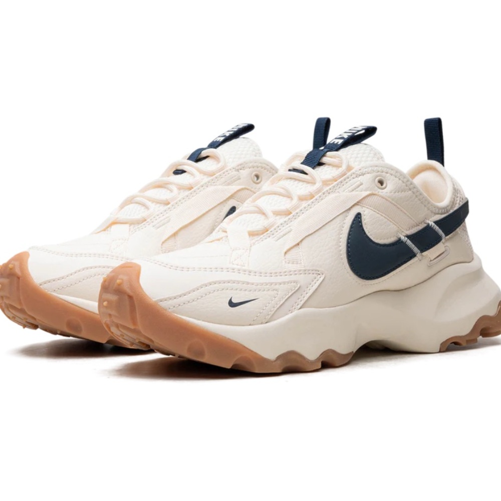 Nike TC 7900 Pale Ivory Armory Navy